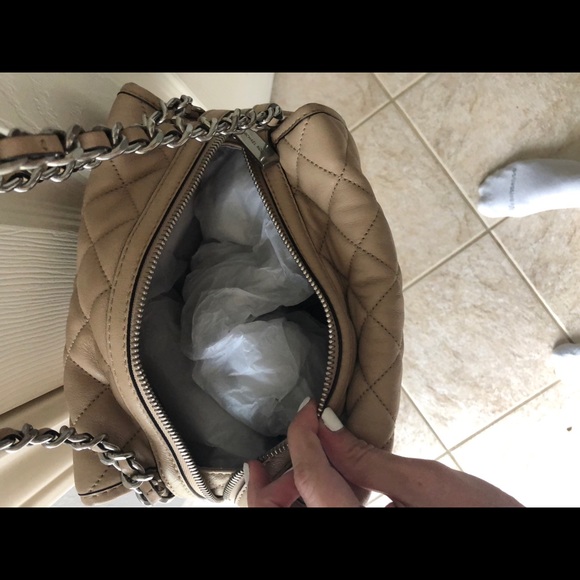 Michael Kors purse - Picture 3 of 4